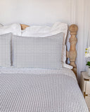 Anthia Gingham Grey Quilt