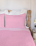 Anthia Gingham Fuchsia Quilt