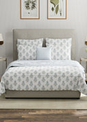 Claire Floral Blue Quilt