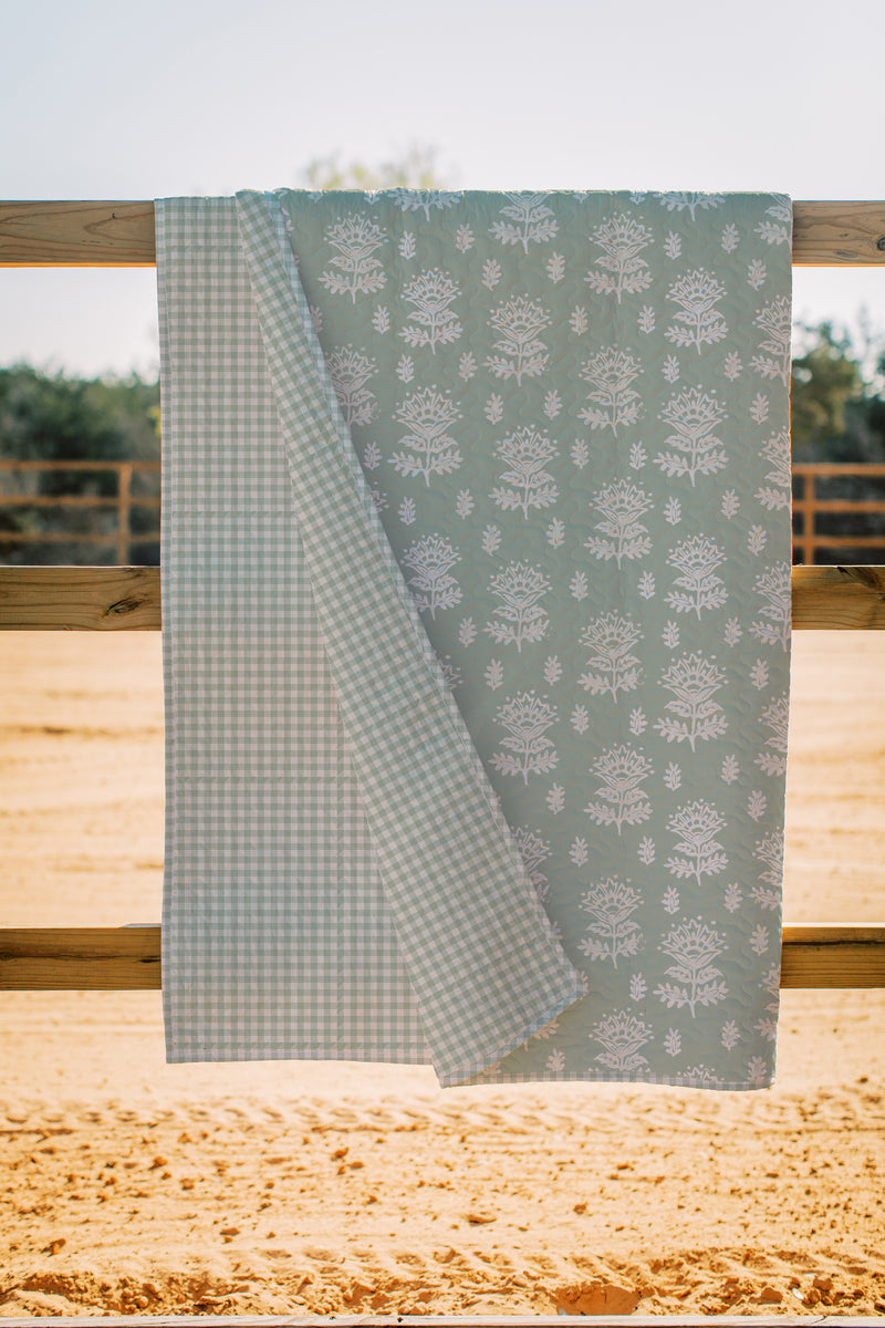 Erin and Ben Co. Clover Sage Quilt