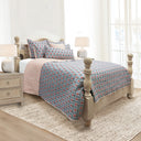 Erin & Ben Co. Sadie Floral Icon Blue Quilt
